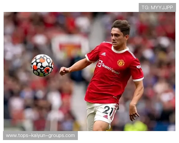 丹尼尔詹姆斯速度突破撕裂对手防线